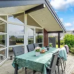 度假居 Rathi - 250m From The Sea By Interhome *