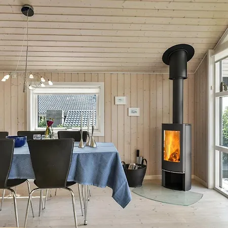 Vakantiehuis Rathi - 250m From The Sea By Interhome *