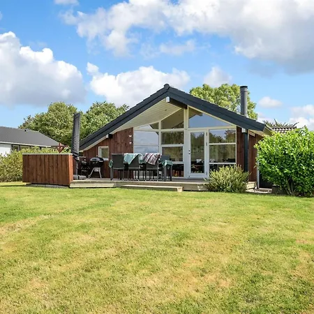 Vakantiehuis Rathi - 250m From The Sea By Interhome Hårby