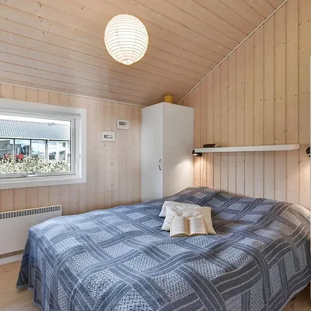 Rathi - 250m From The Sea By Interhome *